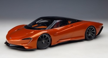 76088 McLaren Speedtail (Volcano Orange) 1:18